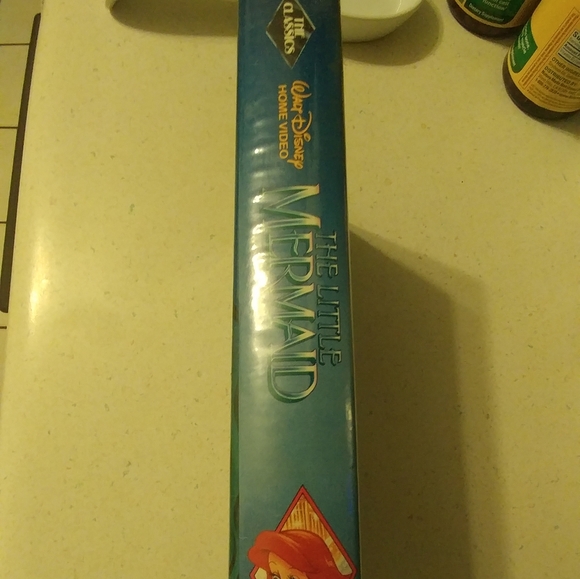 Walt Disney The Little Mermaid 'Black Diamond/Banned' - Picture 2 of 4